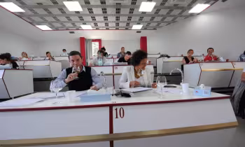  © Université Vin