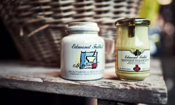 CHERRYSTONE © CHERRYSTONE