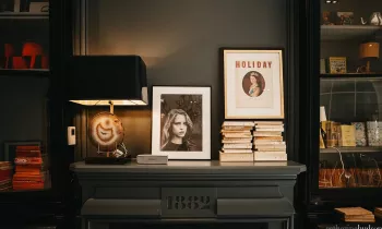 Hôtel de Verdun - La cheminée du grand salon © Catherine Hudson