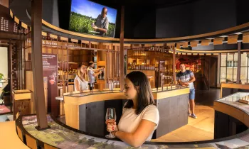 Parcours Oeno sensoriel du Château de Pizay © Etienne Ramousse Destination Beaujolais