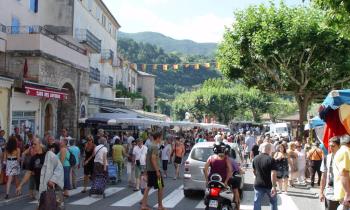Marché Nyons