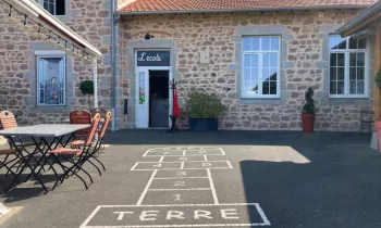 Auberge l'école_Saint-Martin-Lestra