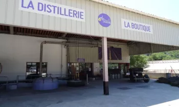 Distillerie de Lavande & Plantes Aromatiques – Les Agnels