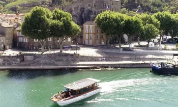 apero-sur-eau-vin-fromage-terres-de-syrah