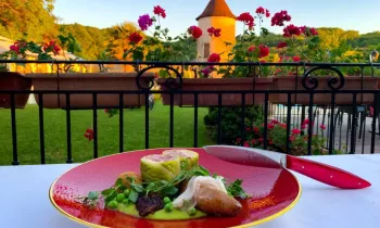 La Capella - Hôtel Restaurant Le Château de Chapeau Cornu - Vignieu - Balcons du Dauphiné - Nord-Isère - à moins d'une heure de Lyon