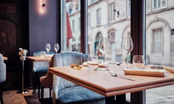 Salon typique habitat Bourguignon