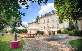  © Château des Loges