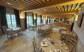  © Château des Loges