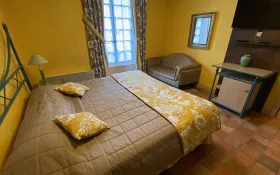  © Château des Loges