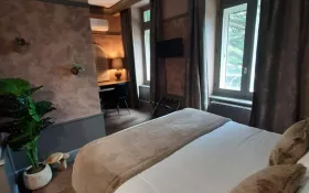  © ©Le cèdre de Soyons-ADT07