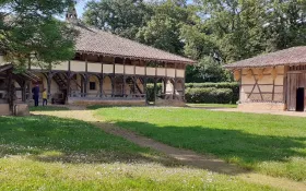 Ferme des Planons, côté cour © Département de l'Ain, Agathe Gaubert