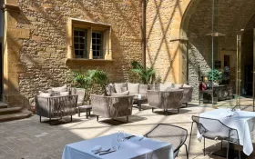  © Château de Bagnols