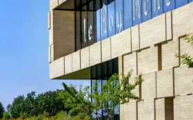  © DR / Confiserie du Roy René