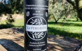 Huile d'olives et Spiruline © EARL La Perdrerie