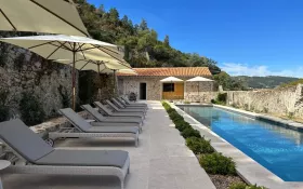  © Hôtel de la Villeon