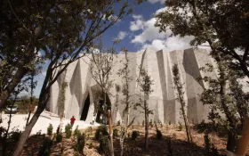 Extérieur © Patrick Aventurier - Grotte Chauvet 2 Ardèche