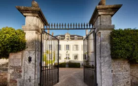 Winegrowing estate - Château de Chamirey
