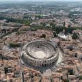 Arles vue du ciel, arènes