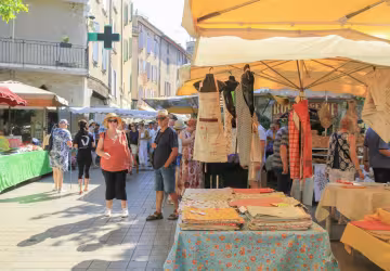 Marché nyonsais du jeudi_Nyons