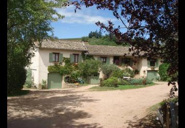 Le Plateau de Grille-Midi à Chiroubles Le Plateau de Grille-Midi à Chiroubles