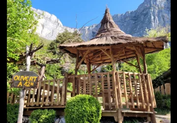 Cabane Café, Ouvert à midi.png