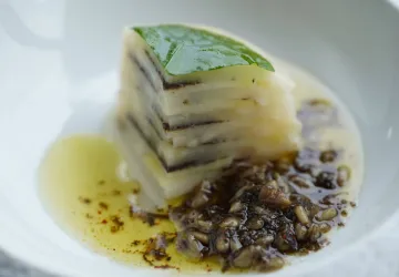 Compression de céleri, pomme de terre et truffes