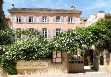 Le Clair de la Plume