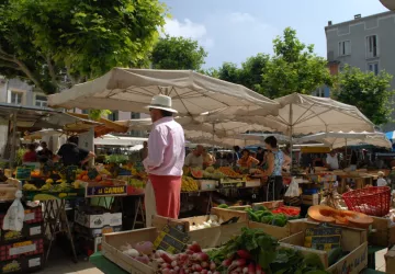 Marché du samedi - Place des Clercs