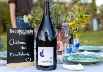 Repas dans le clos des Bachelards à Fleurie