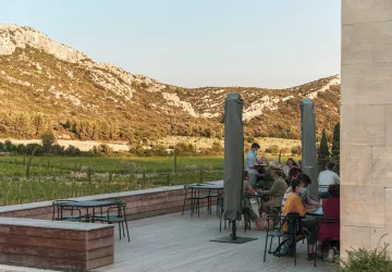 Domaine du Vallon des Glauges terrasse