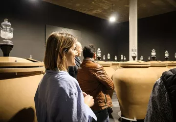 Domaine Les Amoureuses - Visite & Dégustation sur Amphores et Barriques_Bourg-Saint-Andéol