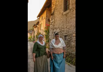 Chroniques d'un village vigneron : la vie de Benoitte et Félicitée_Saint-Sorlin-en-Bugey