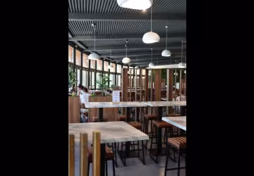 Salle du restaurant Aux Plateaux du Razal