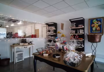 BOUTIQUE
