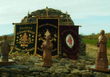 Bannière et Saints des maranges