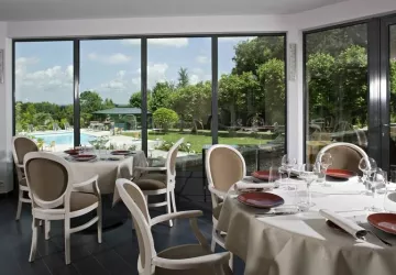 RESTAURANT - CHÂTEAU DU MONT JOLY_1