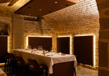 Salle - La Cave du Mont Joly