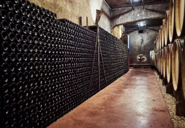 VG_BFC_©CHERRYSTONE_041119_TABLE_PAULINE_108