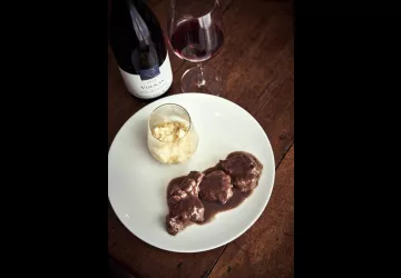 VG_BFC_©CHERRYSTONE_041119_TABLE_PAULINE_198