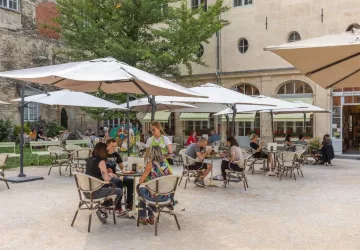 terrasse du café des Anis