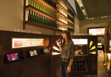 La-degustation---The-Tasting-2